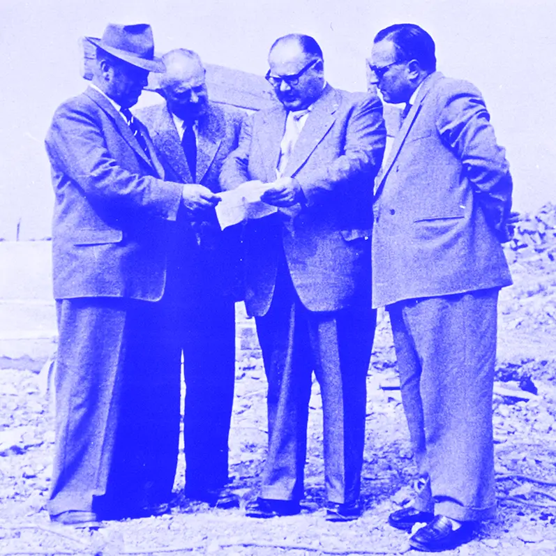 Otto Heil bei der Baustelleneinweisung
